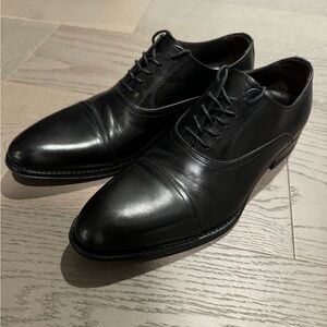 Men’s Dress shoe - To Boot New York - Size 8.5